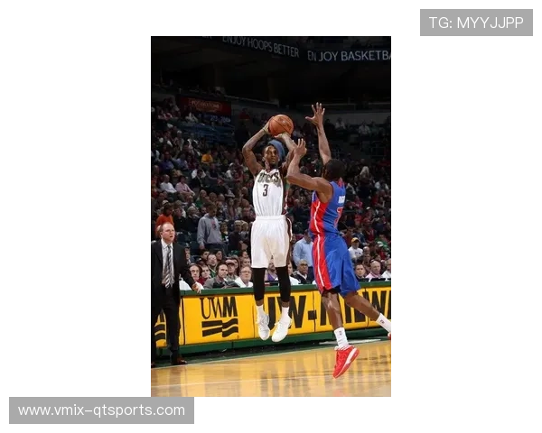 NBA:雄鹿击败活塞 NBA:雄鹿击败活塞